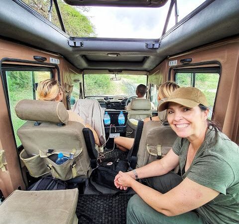 5 Days Serengeti National Park & Ngorongoro Crater(Private Lodge safari).